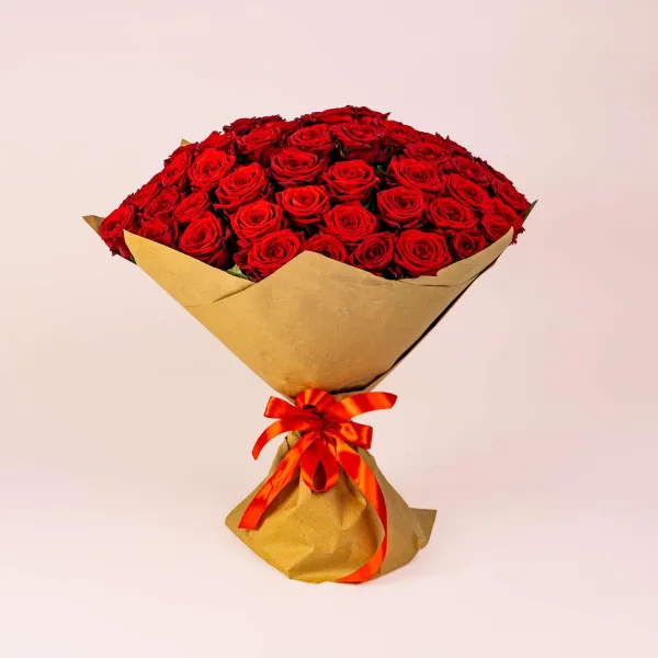 93 красных роз (50 см)