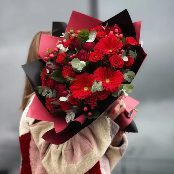 Букет из роз и гербер