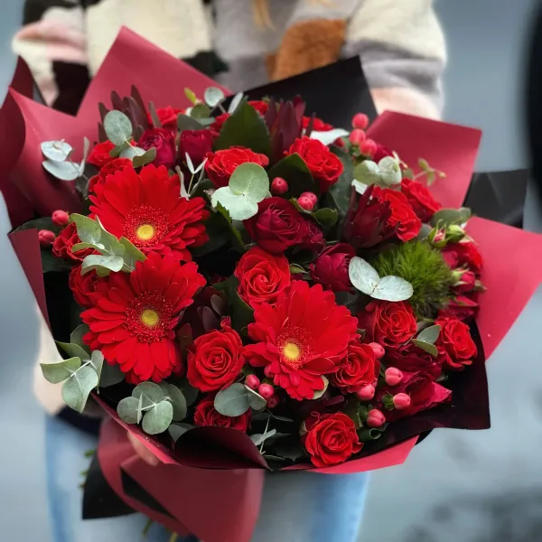 Букет из роз и гербер