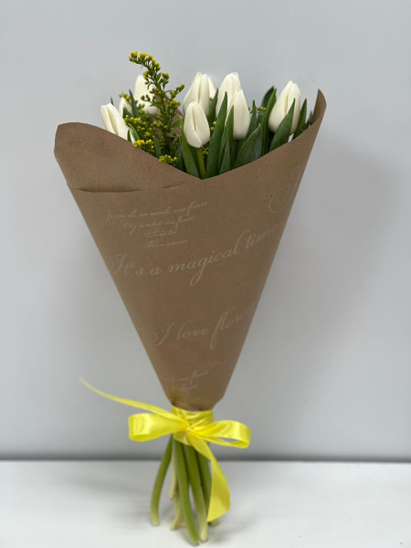 11 тюльпанов и солидаго (5 букетов)