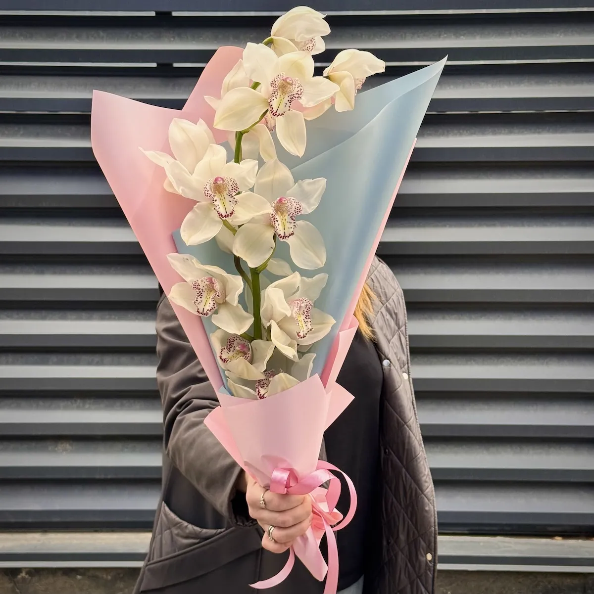 Букет из орхидей