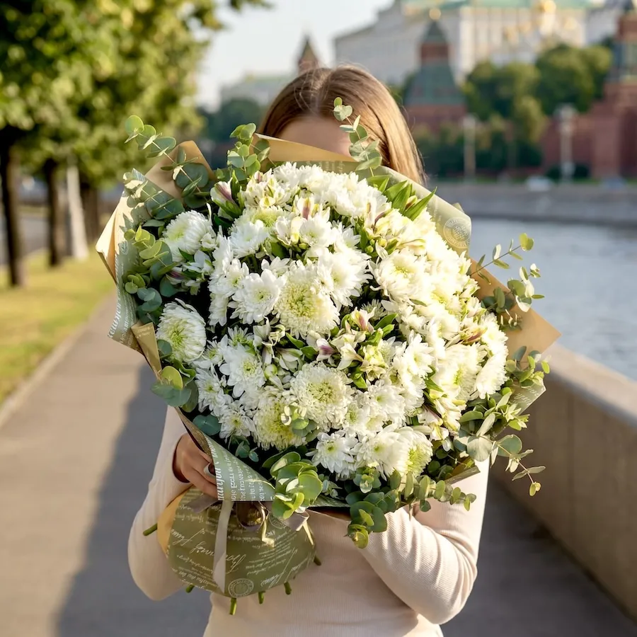 Букет из хризантем микс и альстромерий
