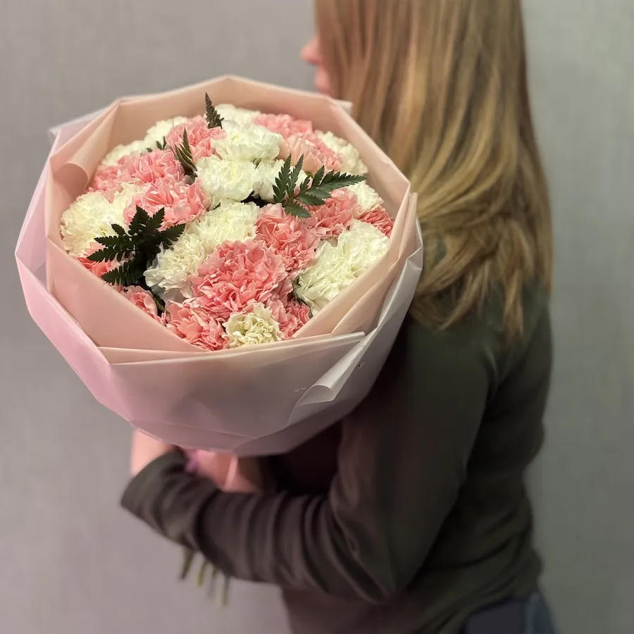 Букет из гвоздик большой