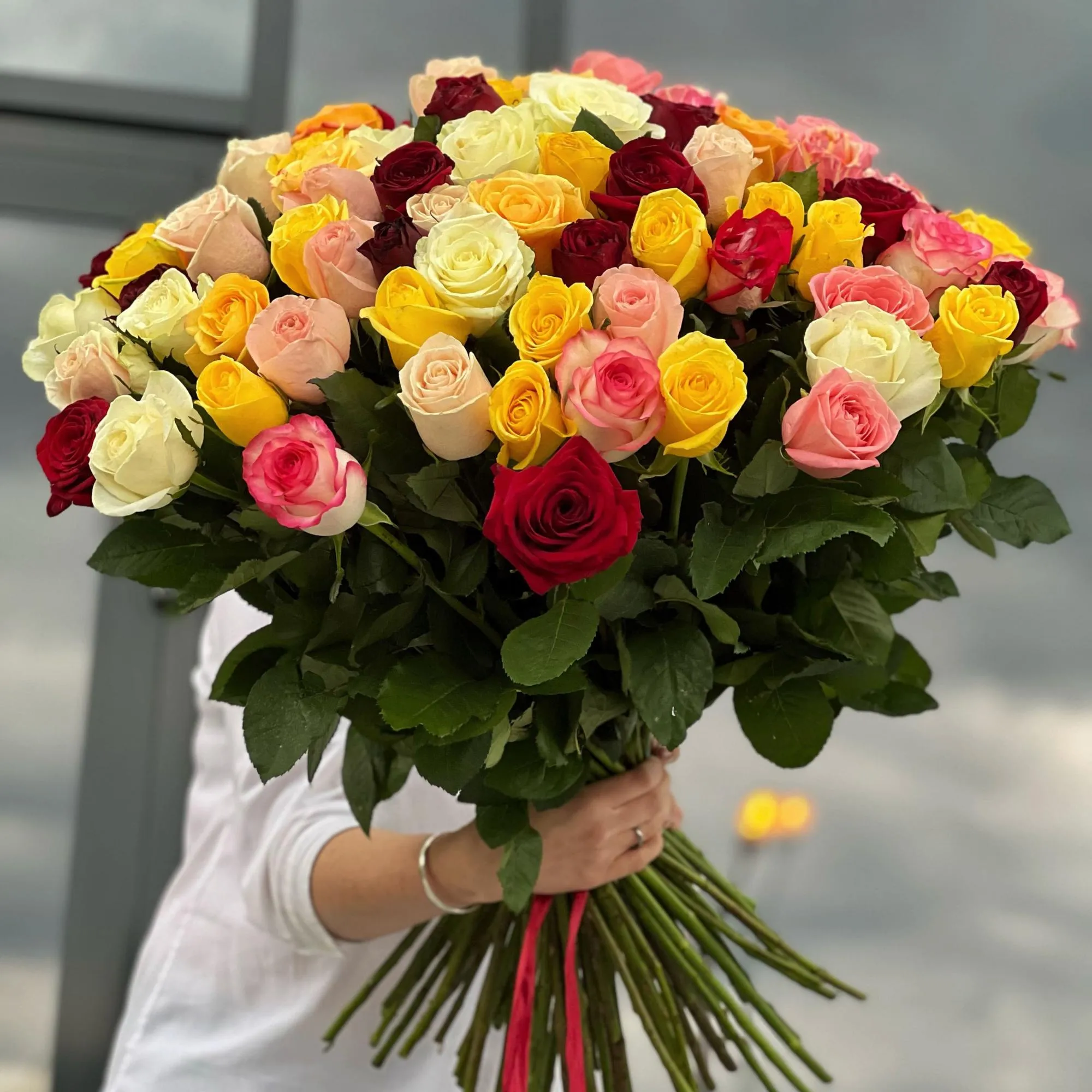 251 роза микс (70 см)