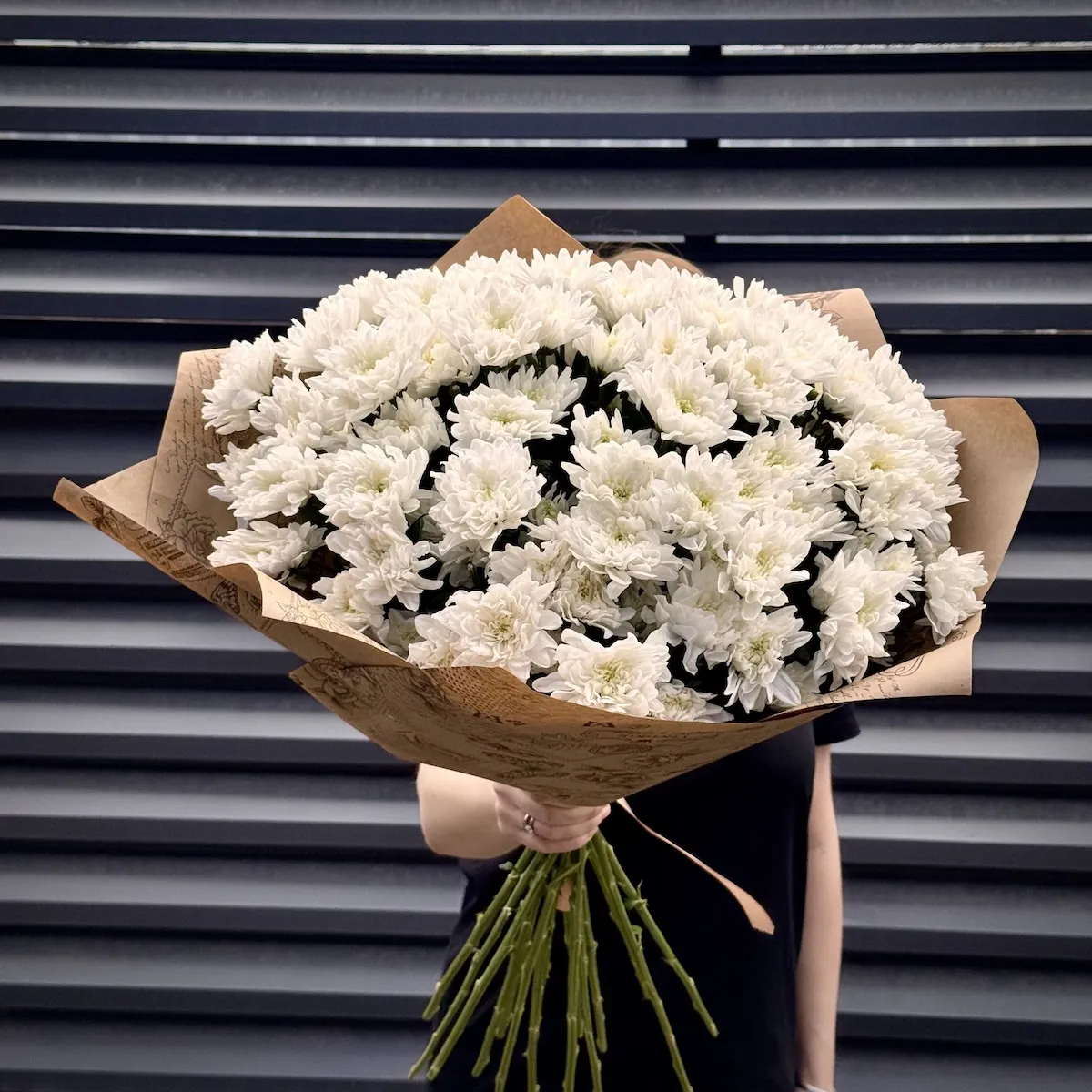 Букет из 11 хризантем