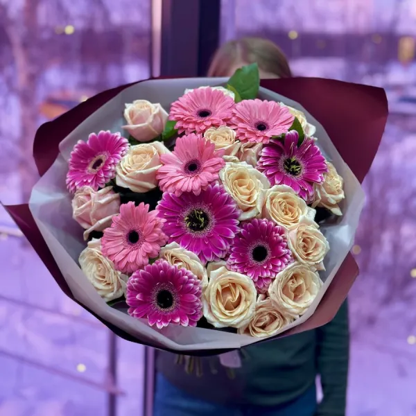 Букет из роз и гербер большой