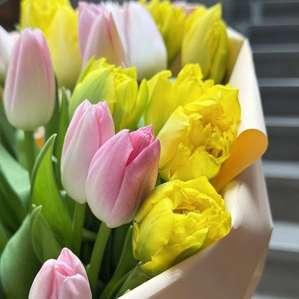 Букет из тюльпанов
