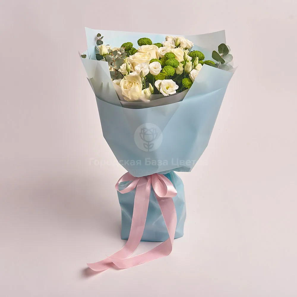 Букет из белых роз и эустом (60 см)