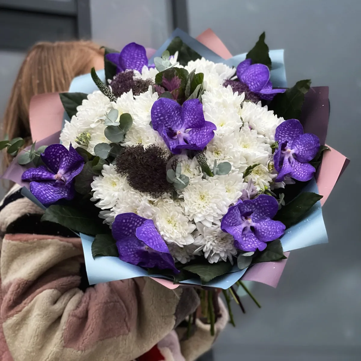 Букет из хризантем и брассики фото №2 Букет из хризантем и брассики