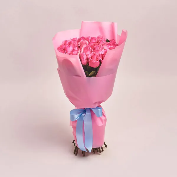 25 розовых роз (60 см)