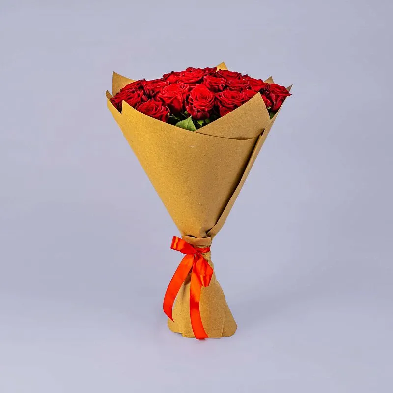 47 красных роз (50 см)