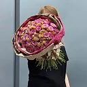 Букет из роз и cухоцветов