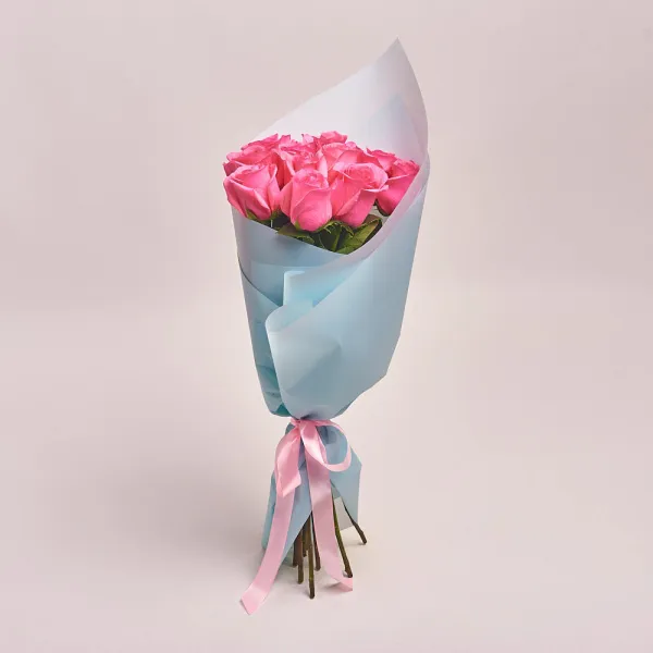 11 нежно-розовых роз (60 см)