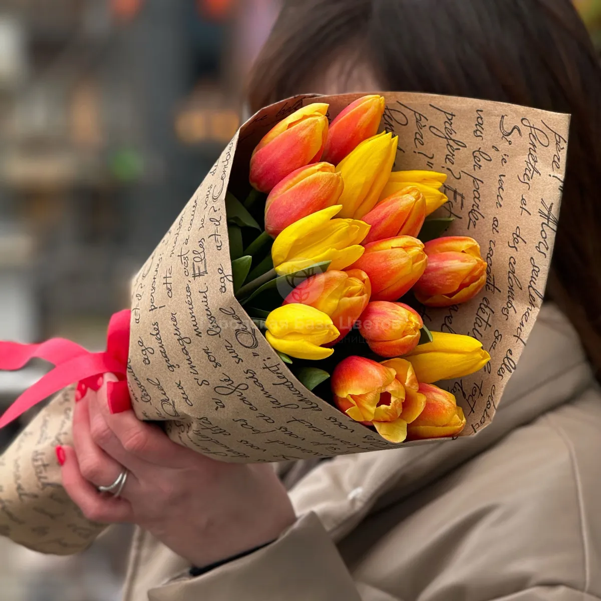 Букет из 15 оранжевых тюльпанов фото №3 Букет из 15 оранжевых тюльпанов