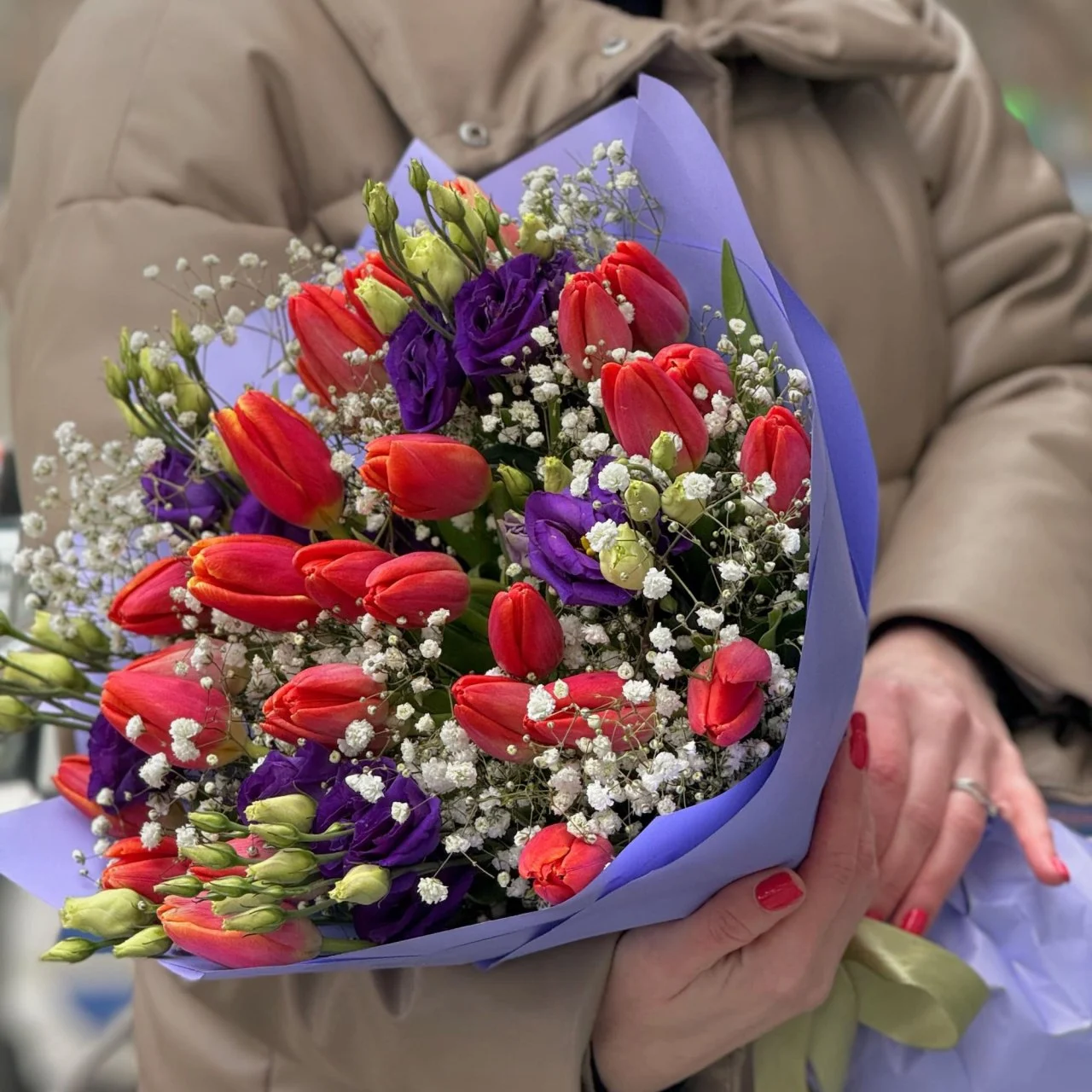 Большой букет из 41 тюльпана