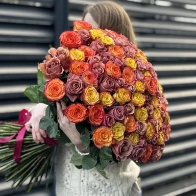 Букет 101 персиковый микс роз эквадор (60см)