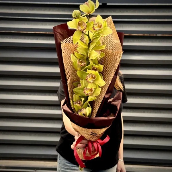Букет из орхидей