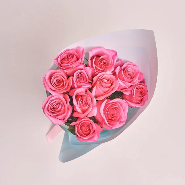 11 нежно-розовых роз (60 см)