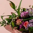 Букет из роз микс, лилии и гортензии