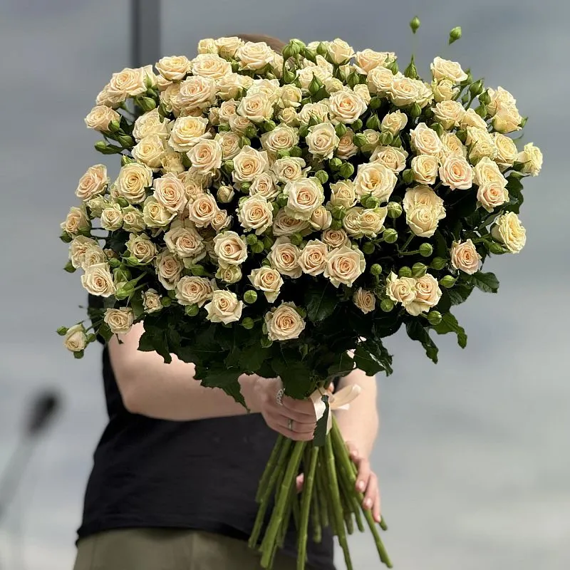 25 жёлтых кустовых роз (70 см)