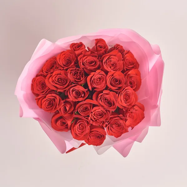 Букет из 25 ярко-красных роз (60 см)