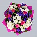 Букет из хризантем и роз «Жемчужный рассвет»