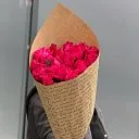 Букет из 17 малиновых роз (70 см)