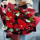 Букет из роз и гербер «Прозрачная дымка»