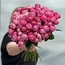 29 розовых кустовых роз (60 см)