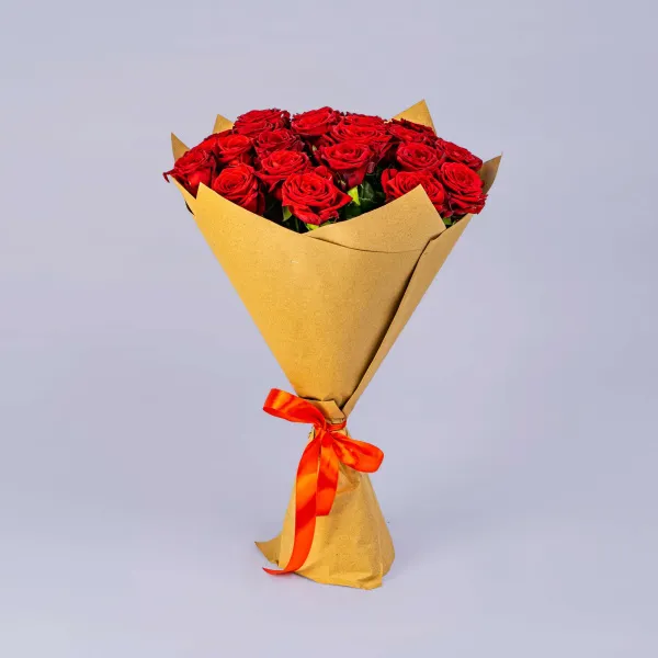 23 красных роз (50 см)