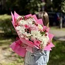 Букет из хризантем, антирринумов и роз