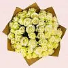 33 бело-зеленые розы (60 см)