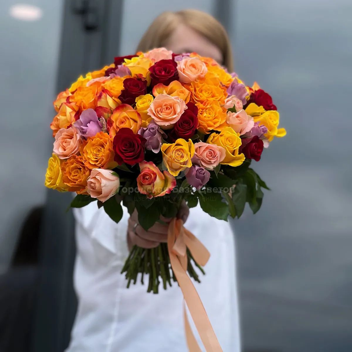 37 роз микс (35 см) фото №2 37 роз микс (35 см)