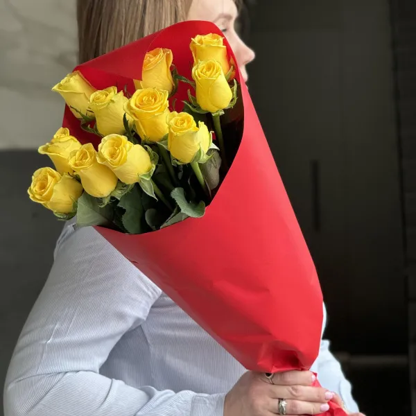 Букет из 11 жёлтых роз (50 см) фото №1 Букет из 11 жёлтых роз (50 см)