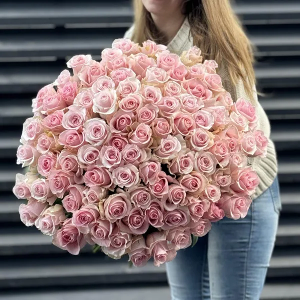 Букет 101 нежно-розовая роза эквадор (60см)
