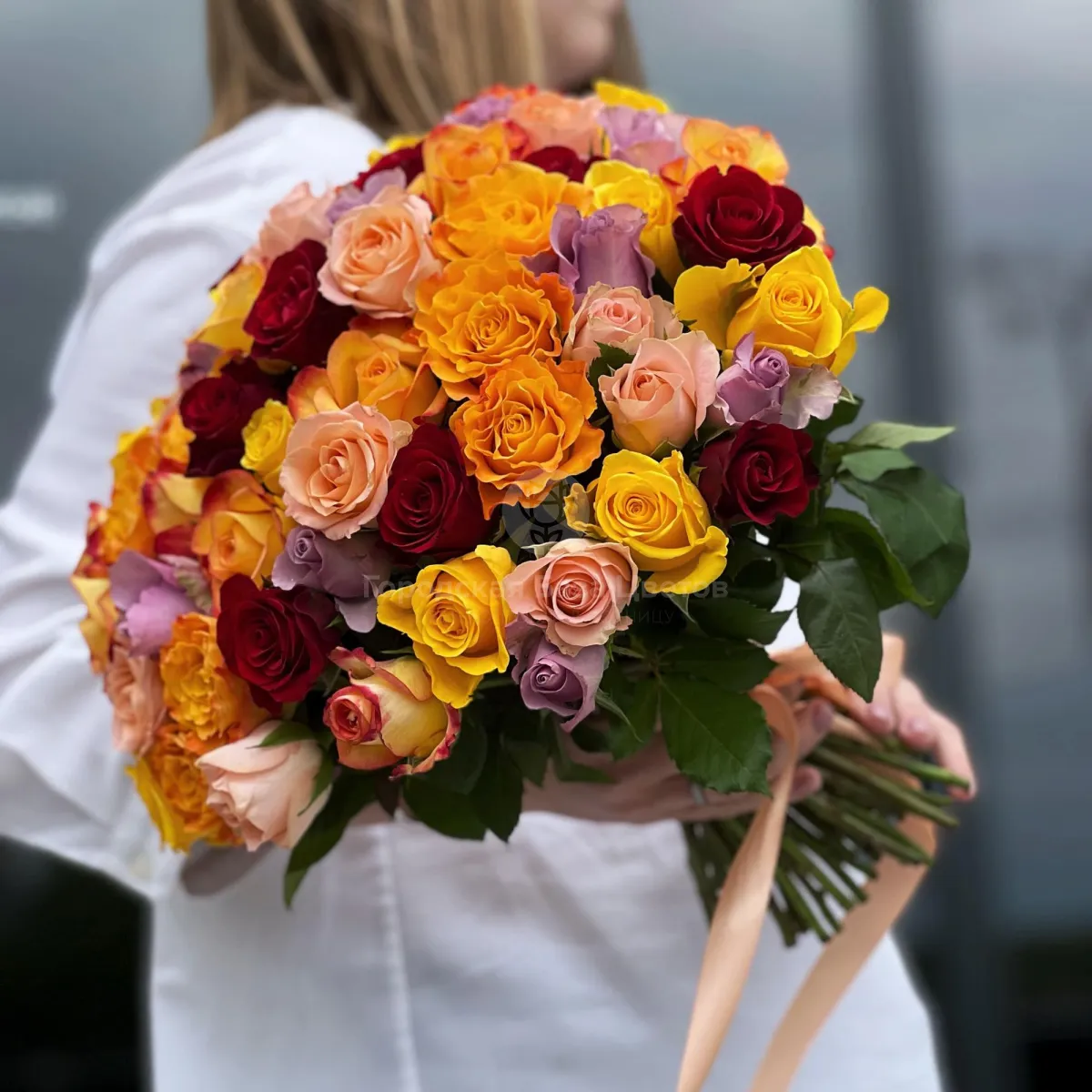 37 роз микс (35 см) фото №1 37 роз микс (35 см)