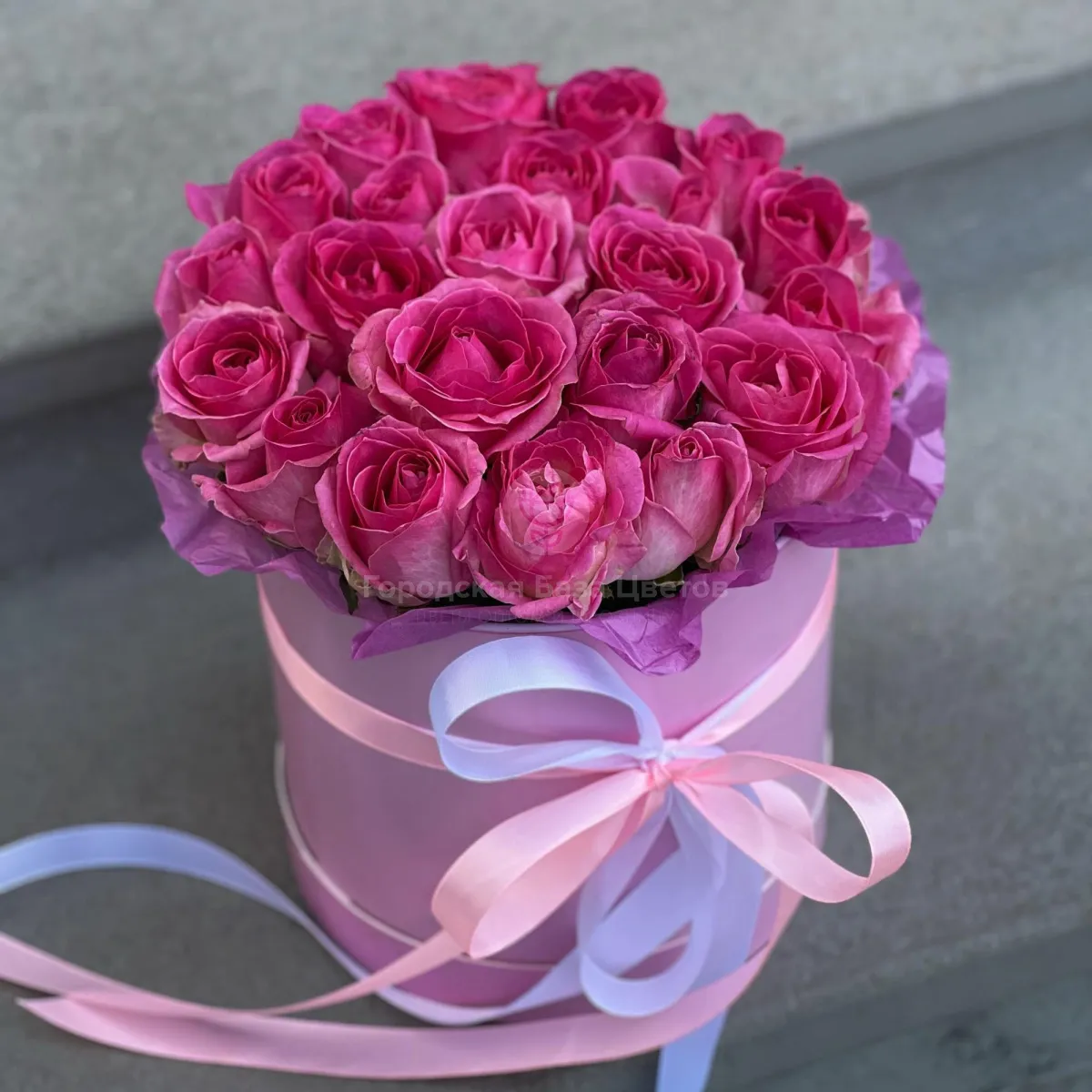 45 розовых роз (40 см)